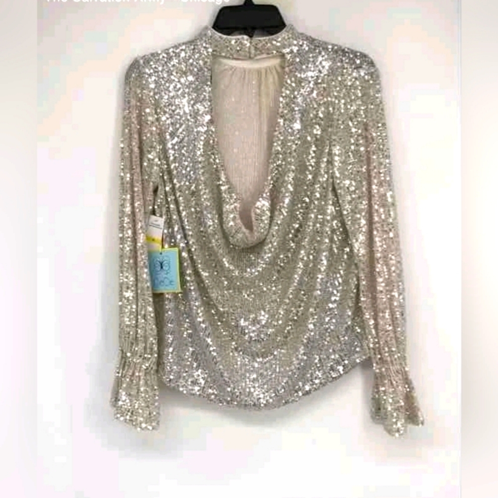 NEW Cece Designer Champagne Silver Sequin Long Sleeve Mock Neck Blouse Top M - Picture 2 of 6